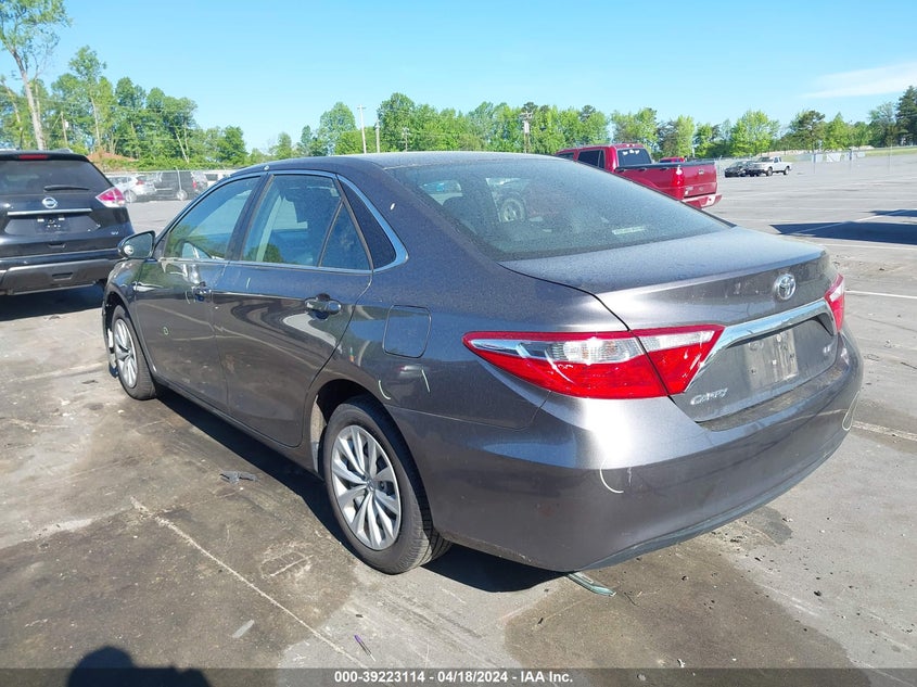 2015 Toyota Camry Le VIN: 4T4BF1FK8FR483018 Lot: 39223114