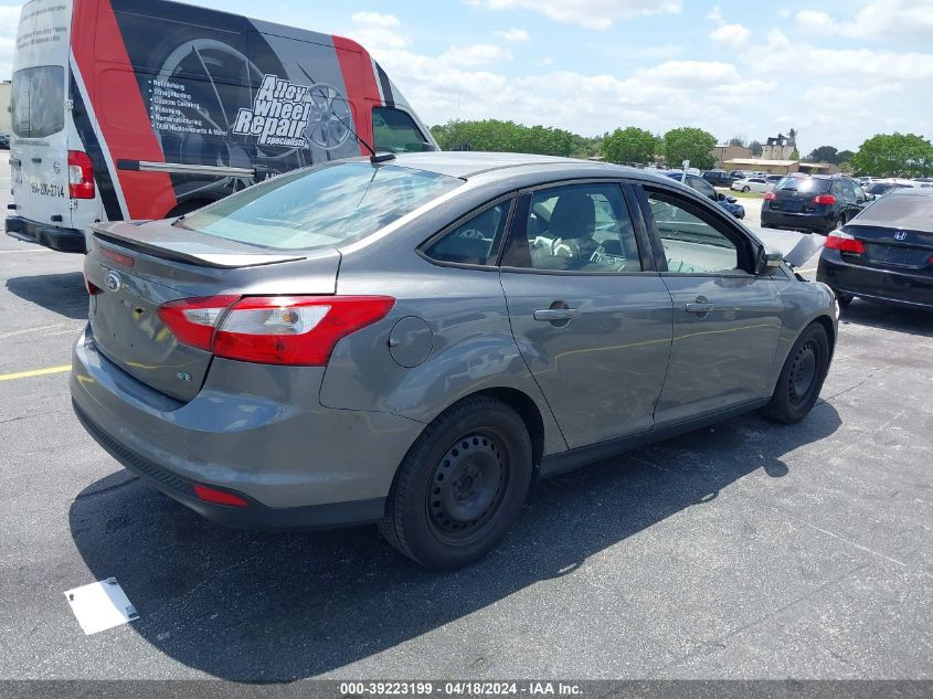 1FAHP3F20CL149302 2012 Ford Focus Se