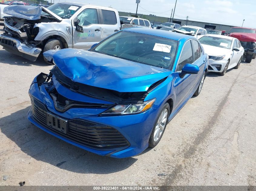 2019 Toyota Camry Le VIN: 4T1B11HK5KU163302 Lot: 39223401