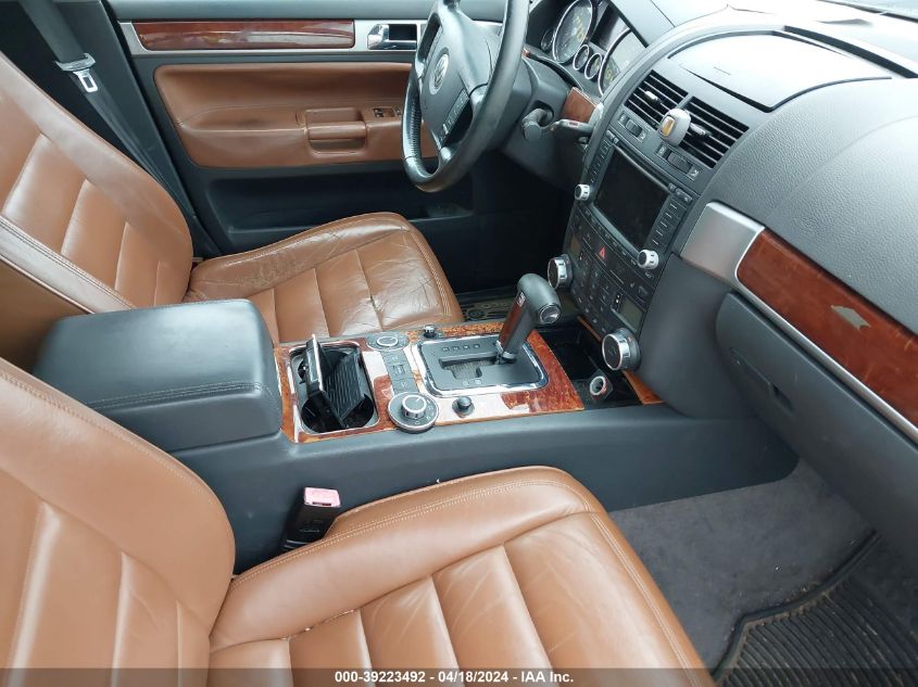 2005 Volkswagen Touareg V8 VIN: WVGMM77L05D071435 Lot: 39223492