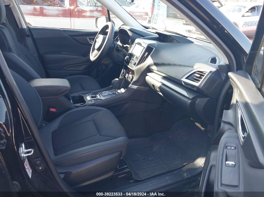 2019 Subaru Forester Premium VIN: JF2SKAGC6KH489843 Lot: 39240079