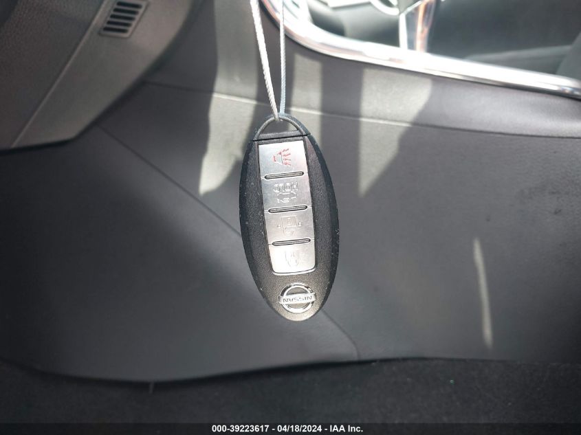 2015 Nissan Sentra Sr VIN: 3N1AB7AP0FY352547 Lot: 39223617