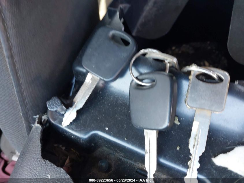 2002 Ford Escape Xlt VIN: 1FMCU03152KC72956 Lot: 39223656