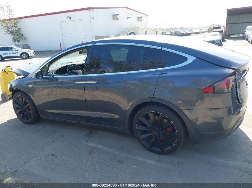 2016 Tesla Model X 75D/P100D/P90D VIN: 5YJXCBE4XGF000242 Lot: 39241695