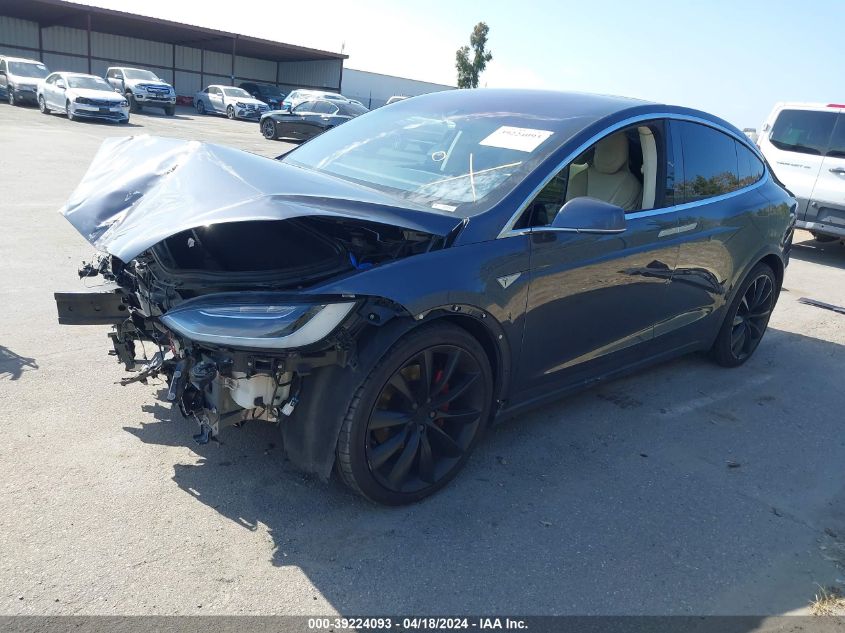 2016 Tesla Model X 75D/P100D/P90D VIN: 5YJXCBE4XGF000242 Lot: 39241695