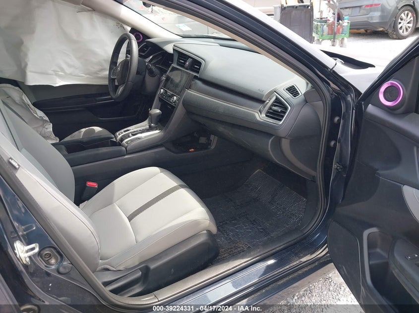 VIN 2HGFC2F72HH530464 2017 HONDA CIVIC EX