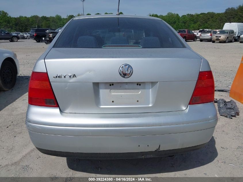 3VWSA29M9YM013777 | 2000 VOLKSWAGEN JETTA