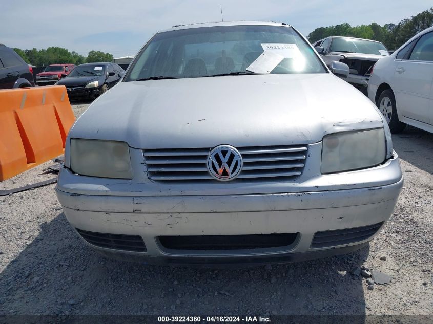 3VWSA29M9YM013777 | 2000 VOLKSWAGEN JETTA