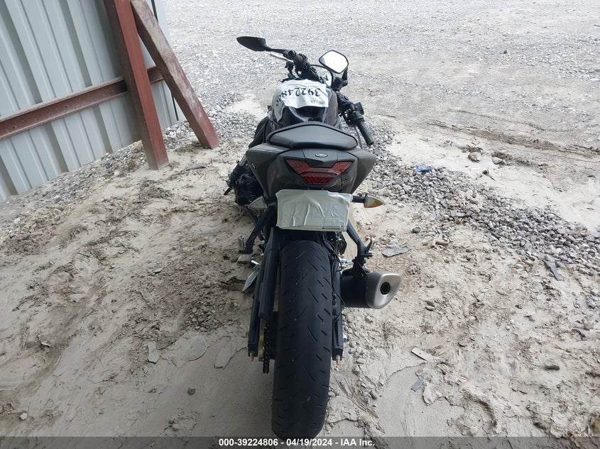 2020 YAMAHA YZFR3 A MH3RH18Y3LK004845