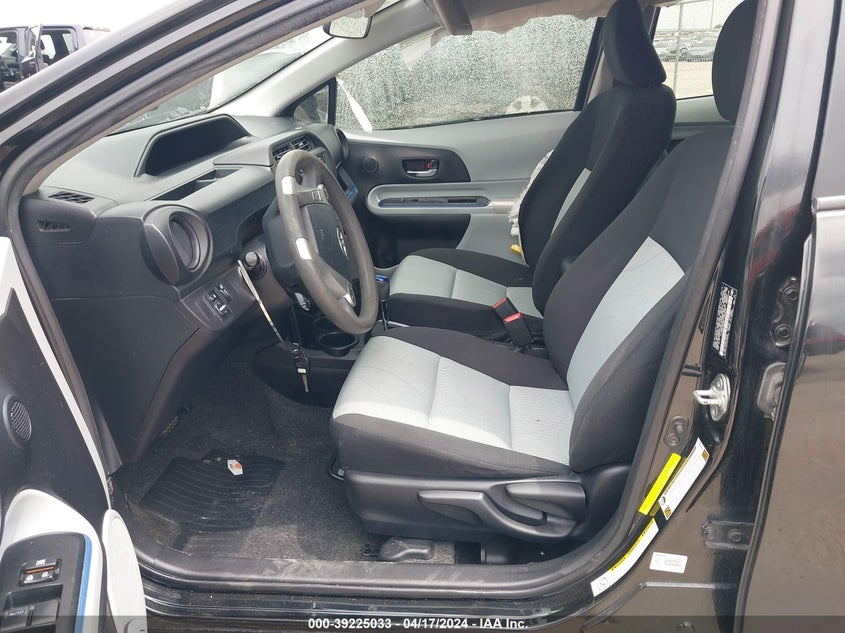 2013 Toyota Prius C Two VIN: JTDKDTB32D1536678 Lot: 39225033