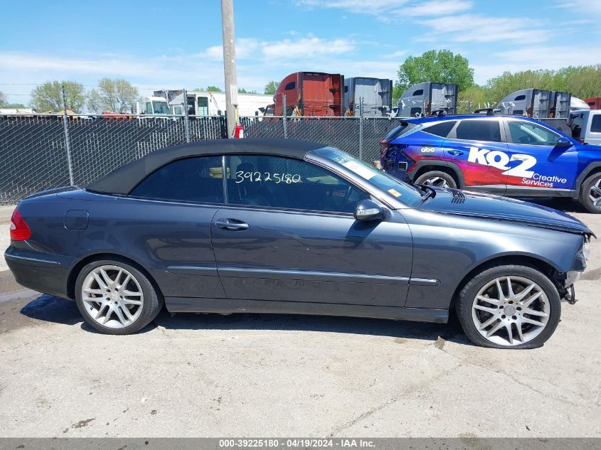 2008 Mercedes-Benz Clk 350 VIN: WDBTK56F18F240164 Lot: 39225180