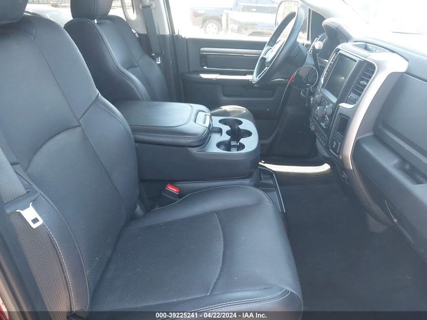 2017 RAM 2500 BIG HORN  4X4 6'4 BOX - 3C6UR5DL4HG648268