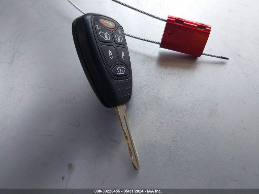 2006 Chrysler Town & Country Limited VIN: 2A8GP64L36R820808 Lot: 39225455