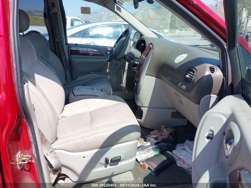 2006 Chrysler Town & Country Limited VIN: 2A8GP64L36R820808 Lot: 39225455