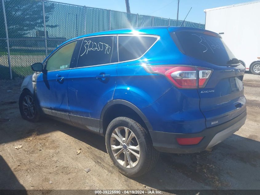 1FMCU9GD2HUA10771 2017 Ford Escape Se