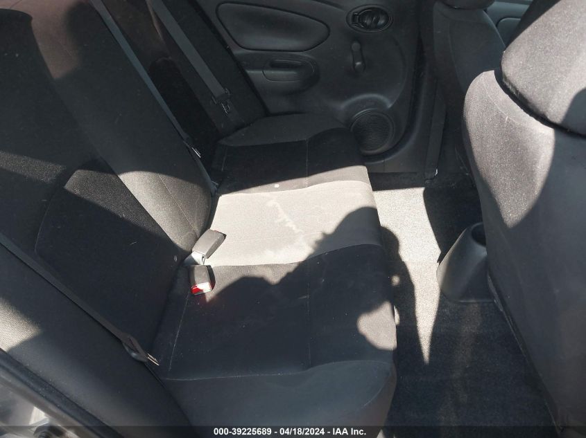 2018 Nissan Versa 1.6 S+ VIN: 3N1CN7AP6JL869339 Lot: 39225689