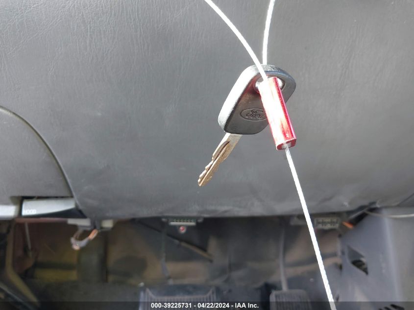 2001 Ford Expedition Xlt VIN: 1FMRU15W91LA88069 Lot: 45521454