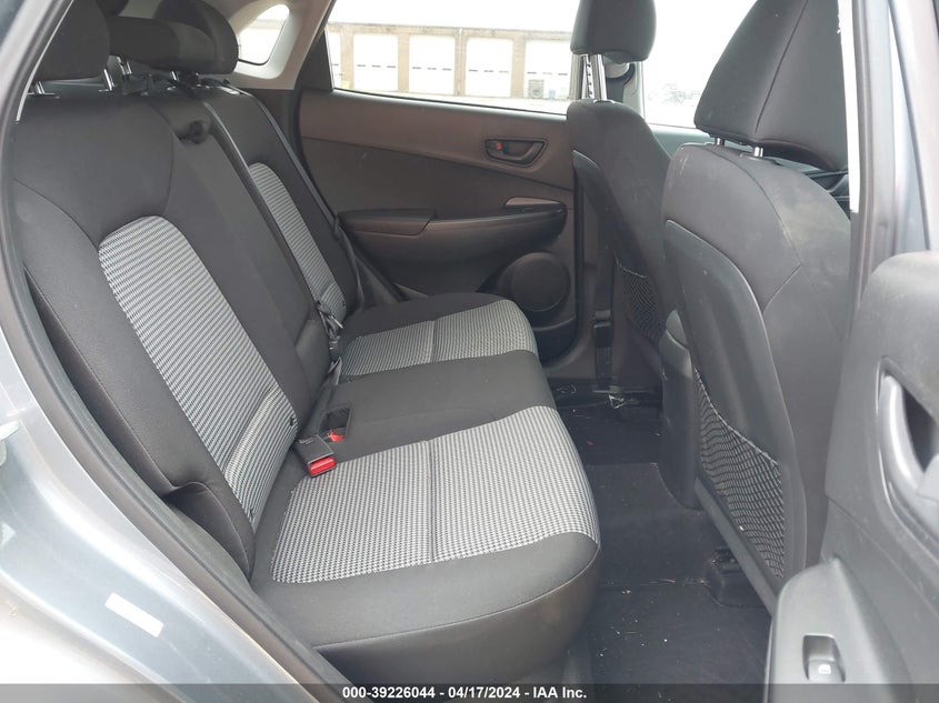 VIN KM8K22AA5JU089902 2018 HYUNDAI KONA SEL