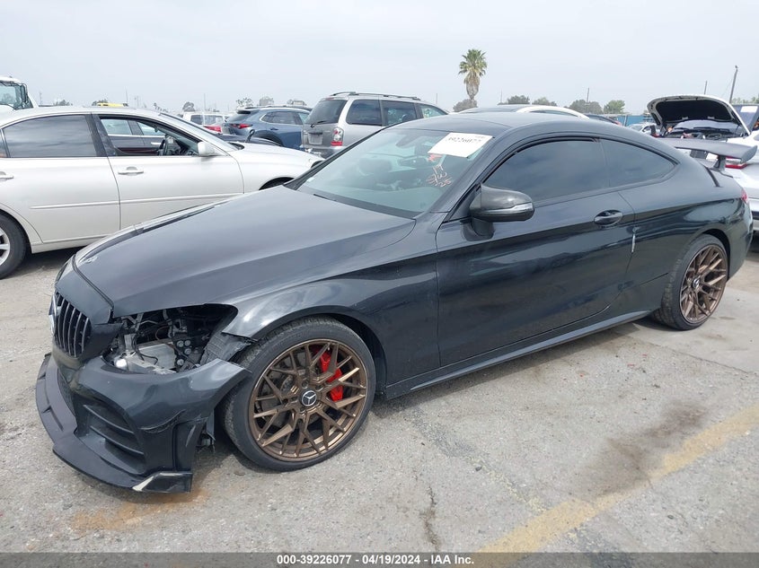 VIN WDDWJ8DB9KF832685 2019 MERCEDES-BENZ C 300 300