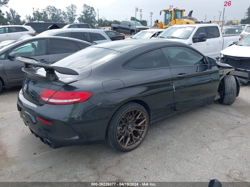 VIN WDDWJ8DB9KF832685 2019 MERCEDES-BENZ C 300 300