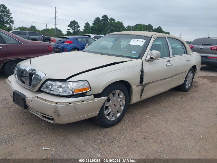 2003 Lincoln Town Car Cartier VIN: 1LNHM83W73Y606502 Lot: 39226388