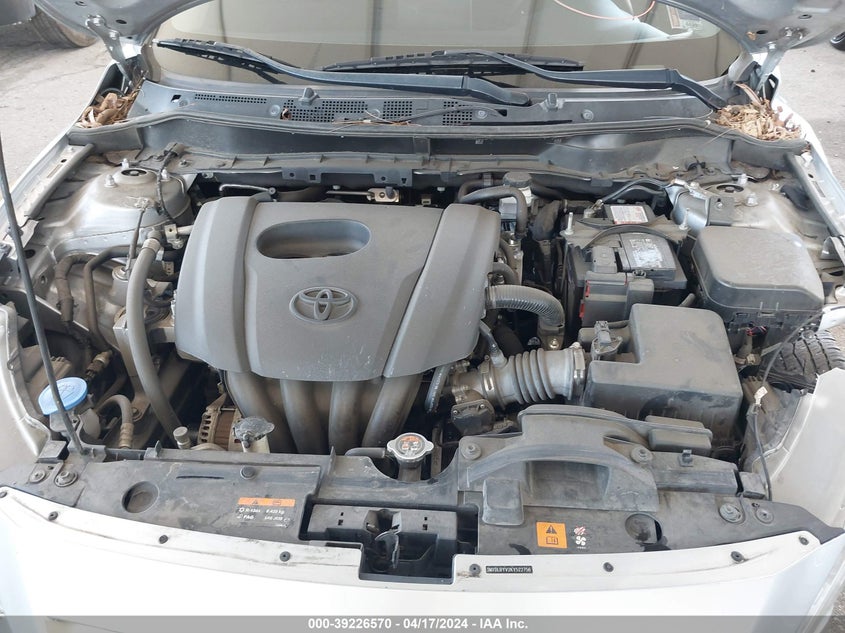 2019 TOYOTA YARIS L/LE/XLE - 3MYDLBYV2KY522756