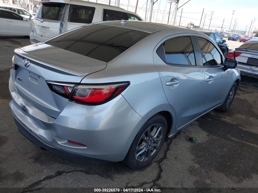 2019 TOYOTA YARIS L/LE/XLE - 3MYDLBYV2KY522756