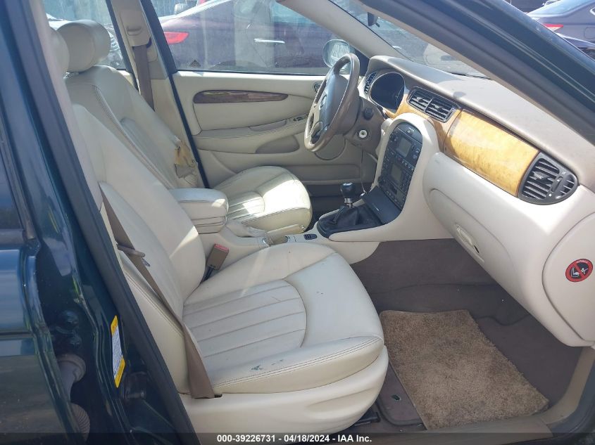 2002 Jaguar X-Type 2.5L VIN: SAJEB51D72XC35847 Lot: 39226731