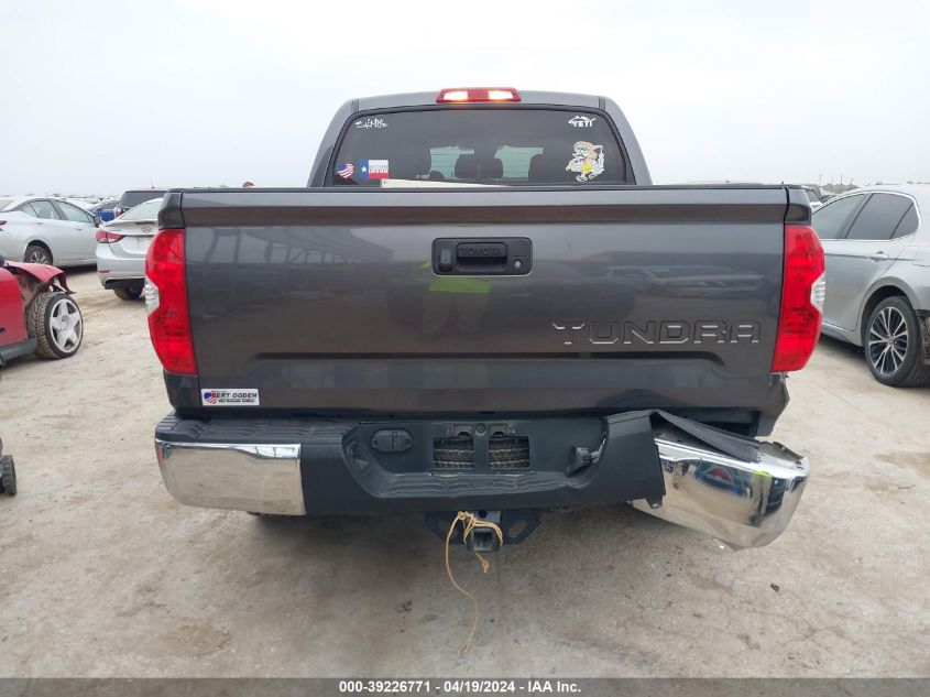 2018 Toyota Tundra Sr5 5.7L V8 VIN: 5TFEY5F15JX232422 Lot: 39226771