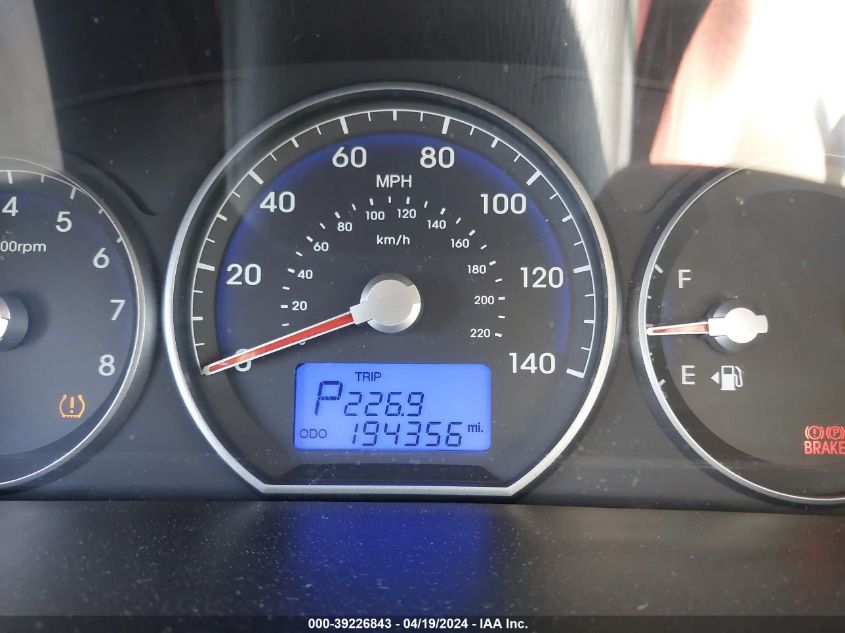 2010 Hyundai Santa Fe Gls VIN: 5NMSGDAB1AH397408 Lot: 39226843