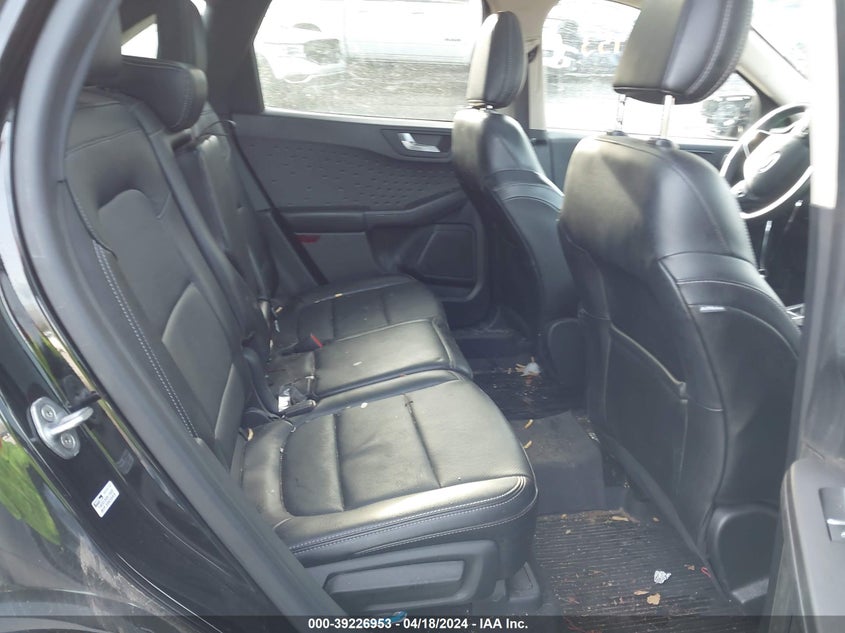 2020 Ford Escape Titanium VIN: 1FMCU9J97LUA20404 Lot: 39226953