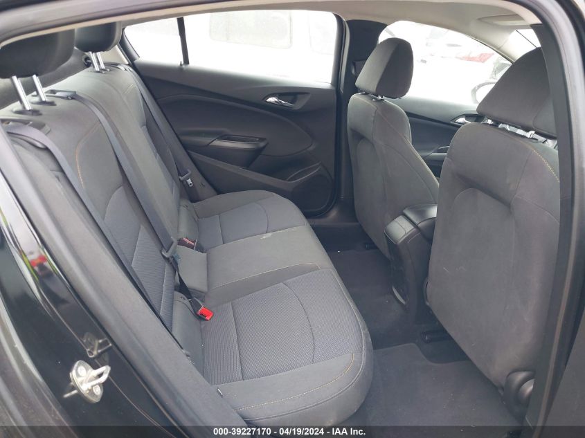 2018 Chevrolet Cruze Ls Auto VIN: 1G1BC5SM2J7139917 Lot: 39227170