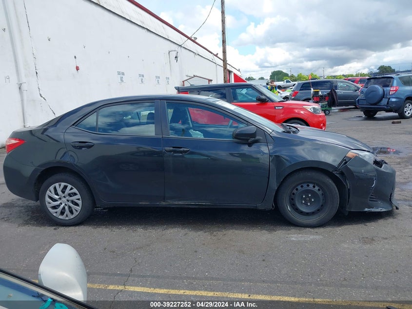 2018 TOYOTA COROLLA LE - 2T1BURHE4JC055110