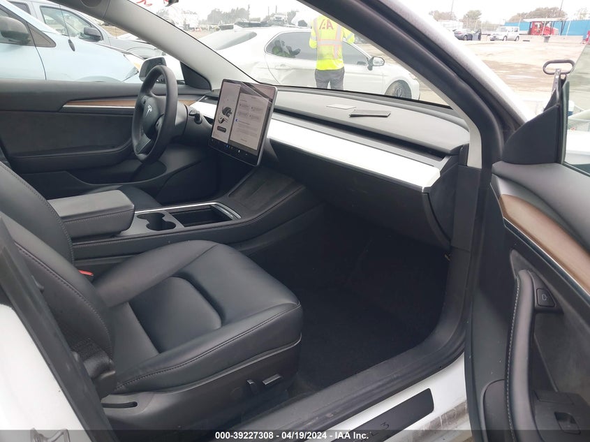 2022 TESLA MODEL 3 U   U(VIN: 5YJ3E1EB0NF131212