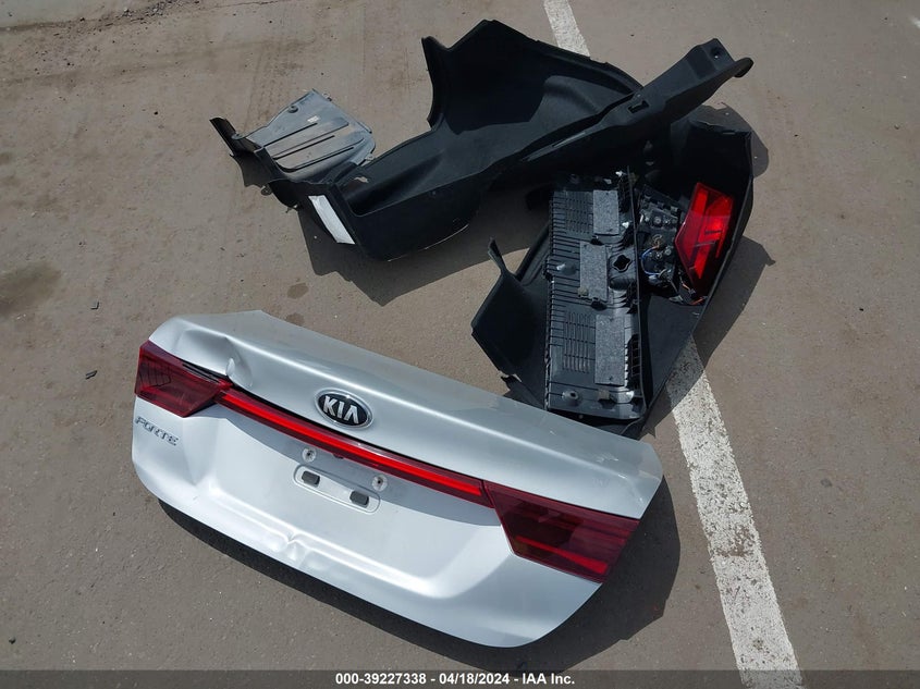 VIN 3KPF24ADXME311428 2021 KIA FORTE FE/LXS