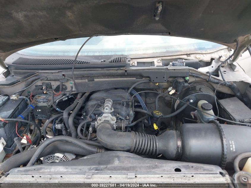 2002 Ford F-150 Xl/Xlt VIN: 1FTRX17272NB76727 Lot: 39227581