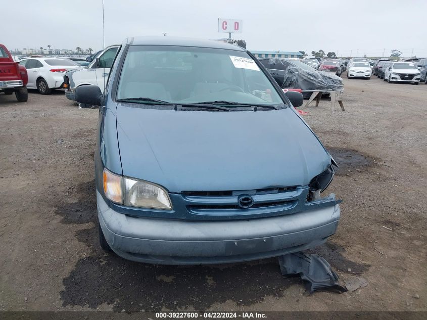 2000 Toyota Sienna Ce VIN: 4T3ZF19C2YU209403 Lot: 39227600