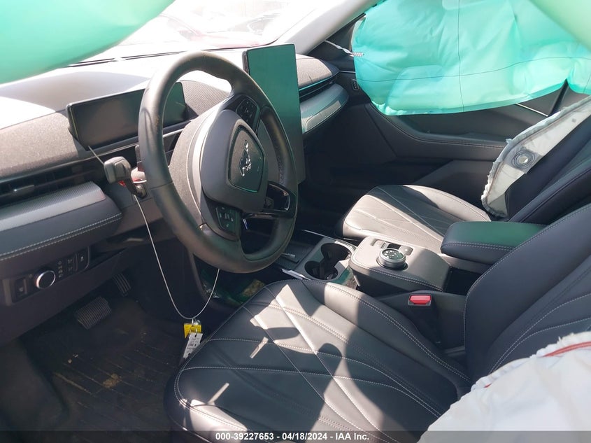 2022 Ford Mustang Mach-E Select VIN: 3FMTK1RM7NMA61543 Lot: 39227653