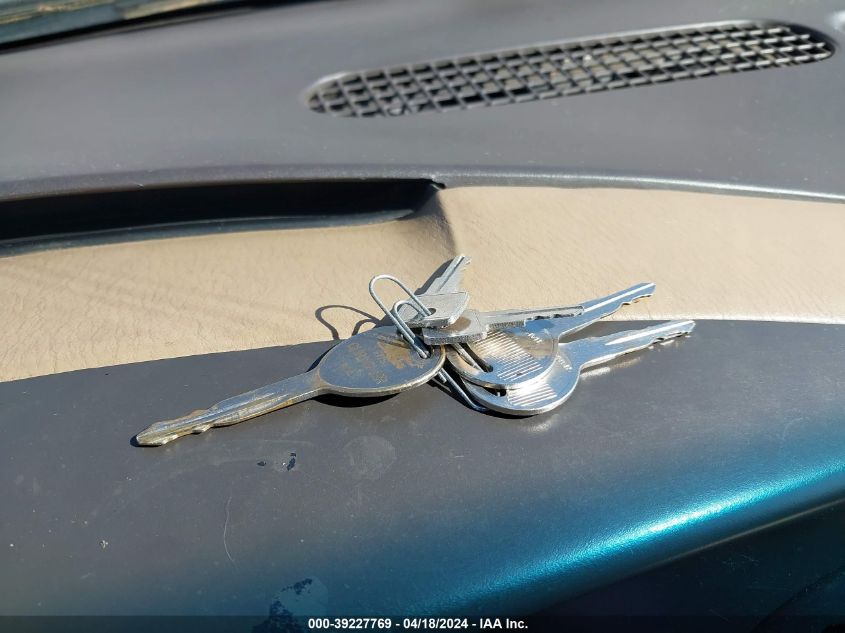 1997 Chrysler Town & Country Lxi VIN: 1C4GP64L7VB307307 Lot: 39227769