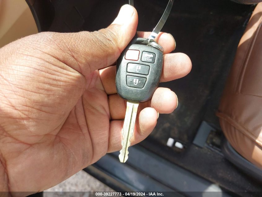 2017 Toyota Corolla Le VIN: 2T1BURHE0HC787289 Lot: 39227773