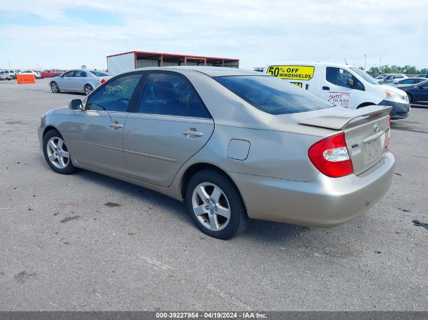 2003 Toyota Camry Se V6 VIN: 4T1BF32K83U551390 Lot: 39251419