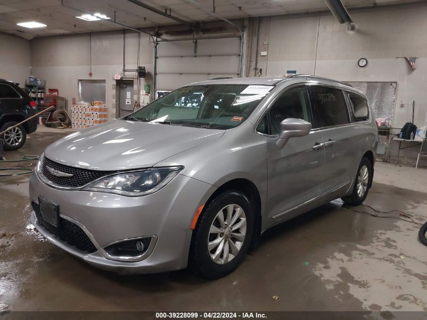 2017 Chrysler Pacifica Touring-L VIN: 2C4RC1BG9HR543721 Lot: 39228099