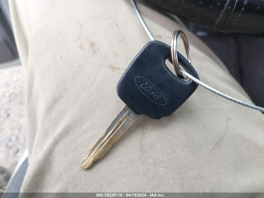 2003 Ford Focus Lx VIN: 1FAFP33P73W155409 Lot: 39228119