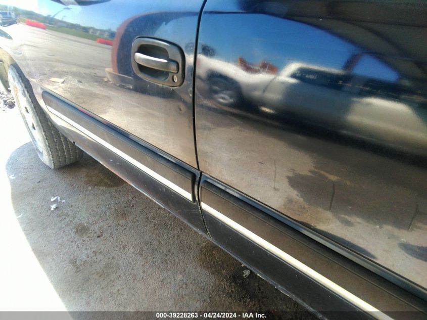 2005 Chevrolet Silverado 1500 Ls VIN: 1GCEK19V95E304278 Lot: 39228263