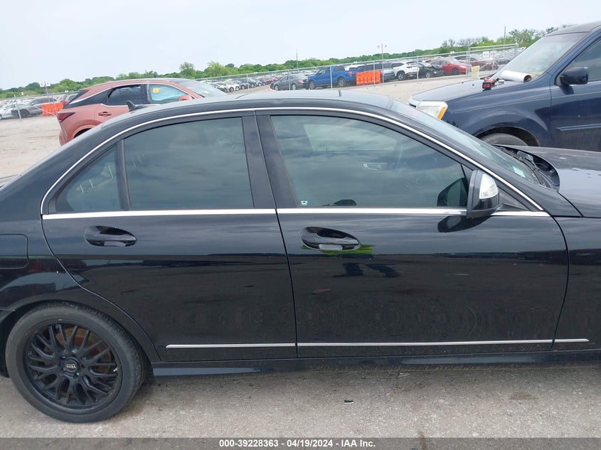 2008 Mercedes-Benz C 350 Sport VIN: WDDGF56X98R039407 Lot: 39228363