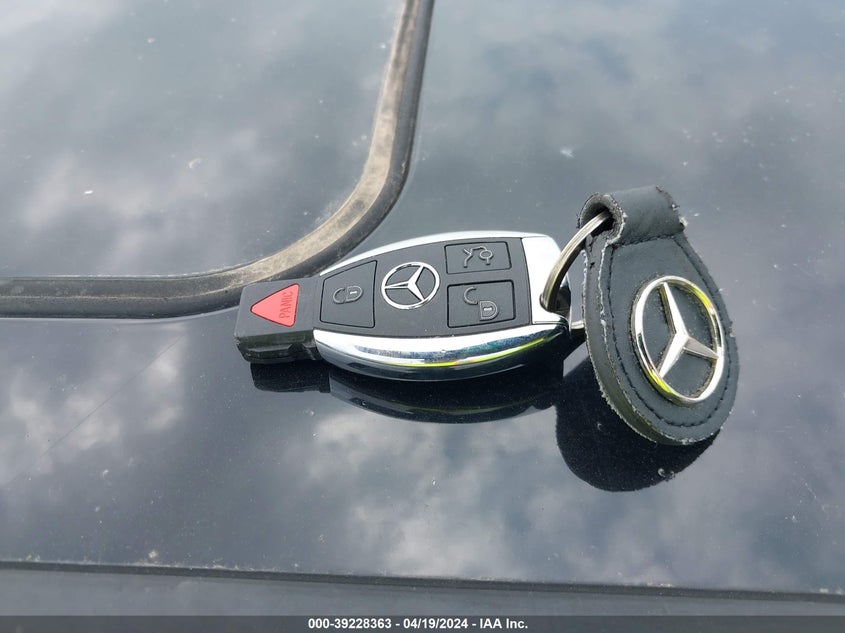 2008 Mercedes-Benz C 350 Sport VIN: WDDGF56X98R039407 Lot: 39228363