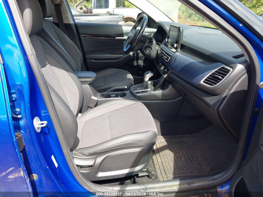 2021 Kia Seltos S VIN: KNDEU2AA1M7217728 Lot: 39228537