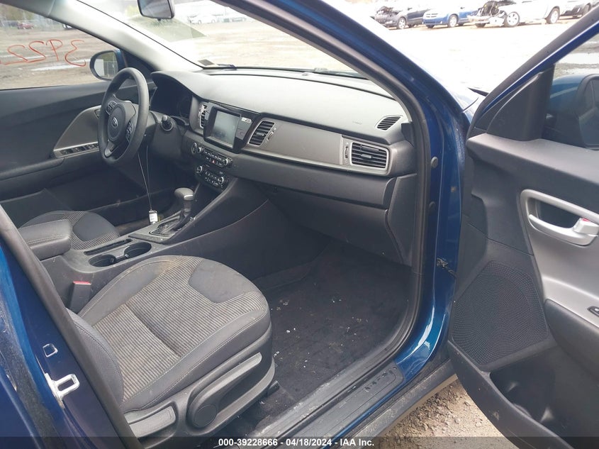 2018 Kia Niro Lx VIN: KNDCB3LC9J5124027 Lot: 39228666