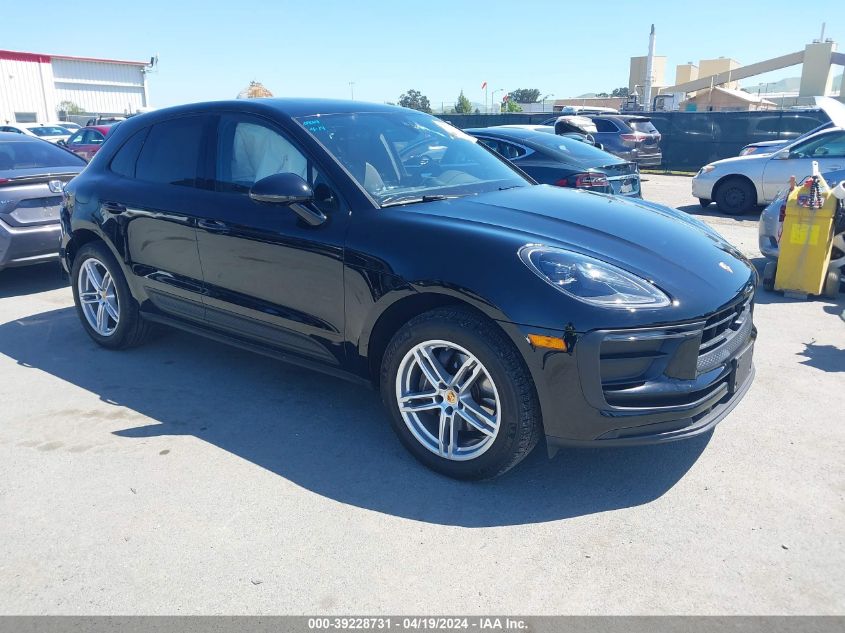 2023 Porsche Macan T VIN: WP1AA2A59PLB21446 Lot: 39228731