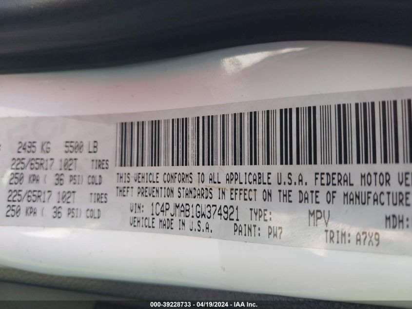 2016 Jeep Cherokee Sport VIN: 1C4PJMAB1GW374921 Lot: 39228733